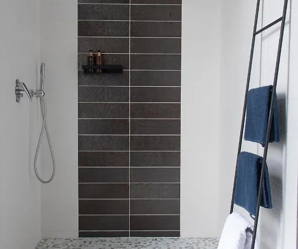 Joie De Vivre Couette-café 4*